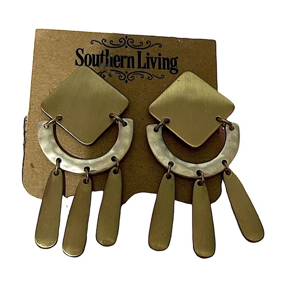 Southern Living Gold Tone Earrings - Picture 1 of 2